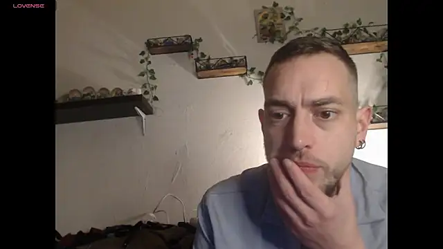 Snapshot of wawarruis chatting on 03.01.25 wawarruis online show from 03.01.25