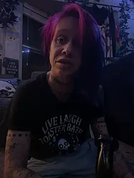 Snapshot of trashbrat chatting on 05.12.26 trashbrat online show from 05.12.26