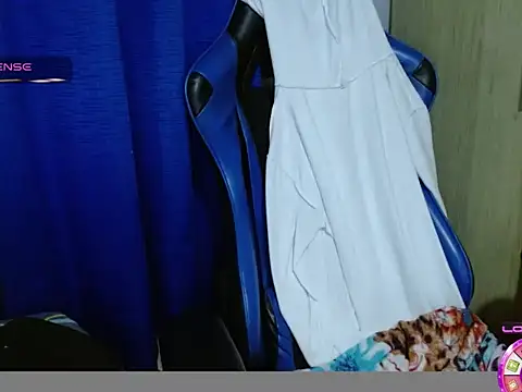 Danielagomez33 online show from 02.16.26