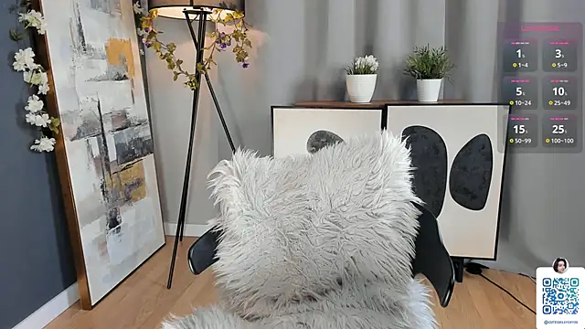 OdiliaHartnell online show from 02.02.25