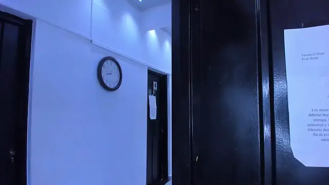 VeronicaOlson  online show from 03.02.25