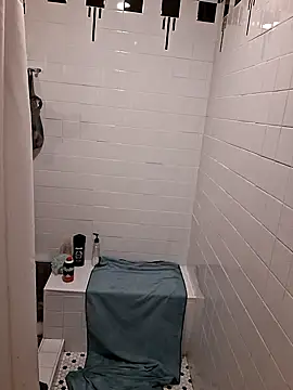 hesjustafriend online show from 02.08.26