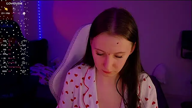 Snapshot of mon_lola chatting on 03.15.25 mon lola online show from 03.15.25