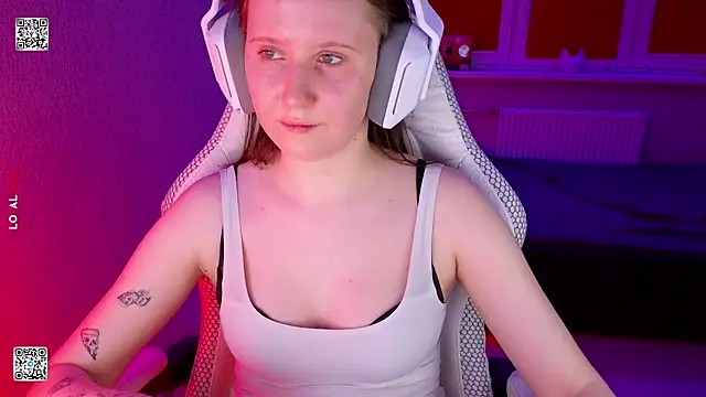 mon lola online show from 03.30.26