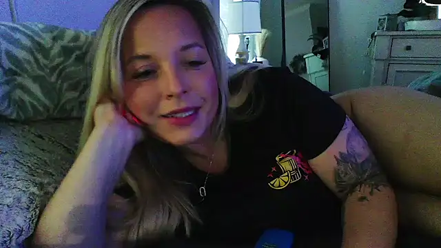 JennaLynn785 online show from 10.14.25