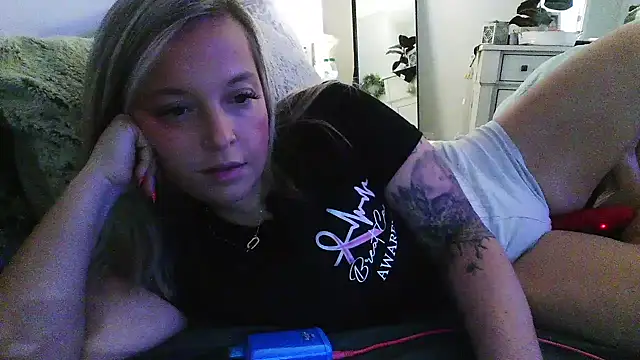 JennaLynn785 online show from 10.17.25
