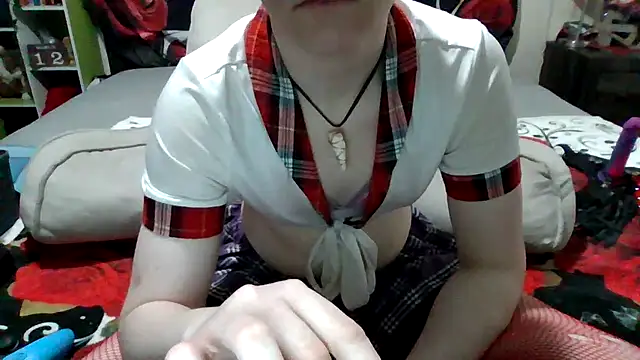 AverageRose online show from 03.12.25