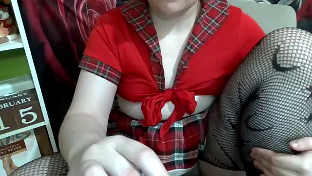 AverageRose online show from 02.16.26