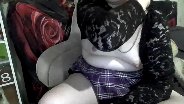 AverageRose online show from 05.29.26