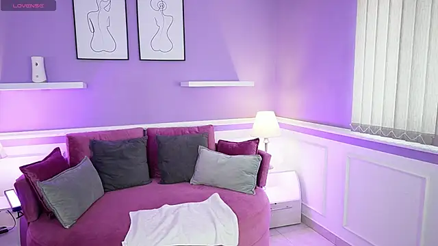 Snapshot of Emma_Walkerr_ chatting on 03.17.25 Emma Walkerr online show from 03.17.25