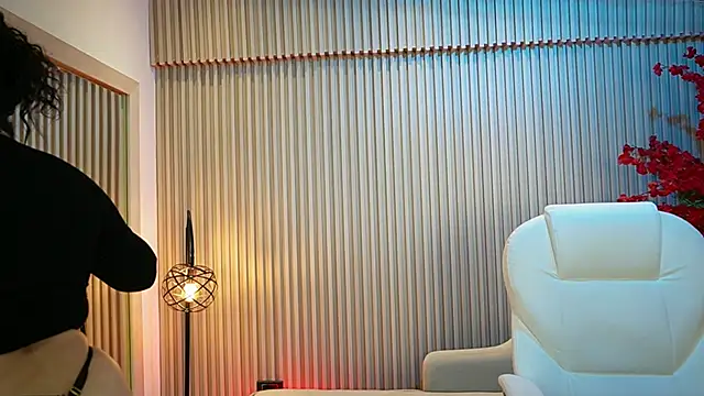 Snapshot of Emma_Walkerr_ chatting on 09.24.25 Emma Walkerr online show from 09.24.25