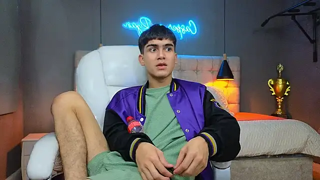 Tommy18   online show from 02.19.25