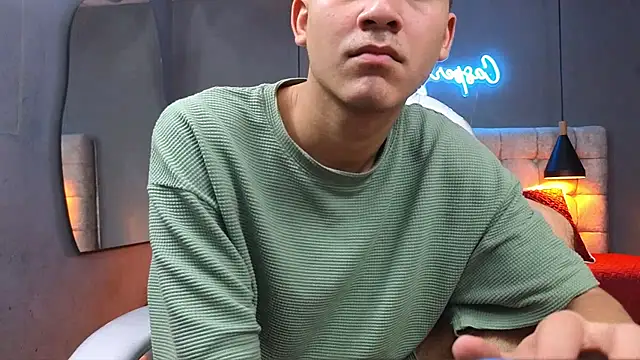 Tommy18   online show from 02.23.25