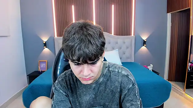 Tommy18   online show from 11.26.25