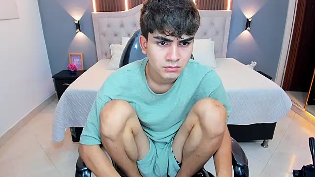 Tommy18   online show from 03.04.26