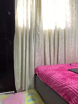 LunaShine  online show from 02.21.25