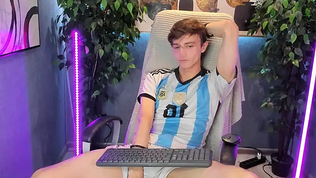 John Weasley online show from 10.21.25