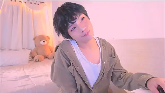 AllanYong18 online show from 11.07.25