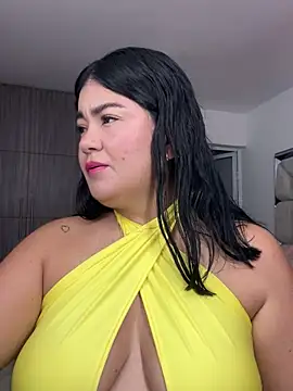 Snapshot of karla_hotgirl chatting on 03.15.25 karla hotgirl online show from 03.15.25