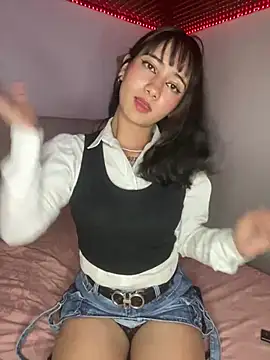 Catmila- online show from 01.19.25