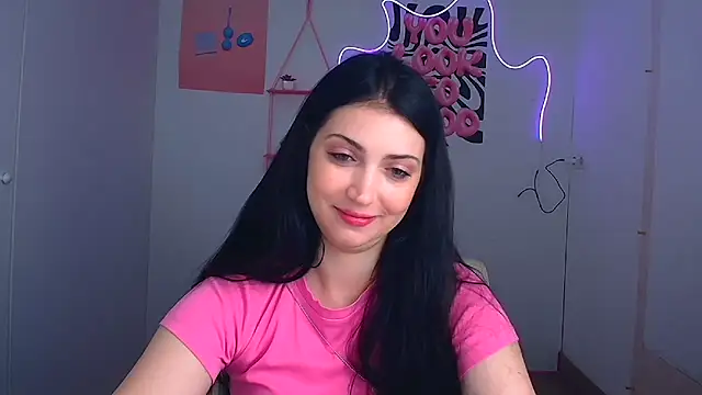 Snapshot of Amalia_amor chatting on 06.16.26 Amalia amor online show from 06.16.26