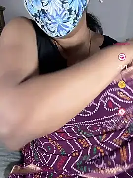 ArathyNambyarMallu online show from 04.24.26