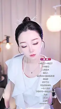 Snapshot of Zoe-99 chatting on 09.15.25 Zoe-99 online show from 09.15.25