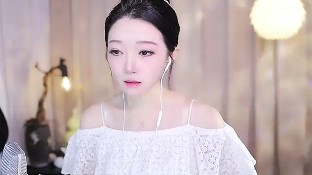 Zoe-99 online show from 12.19.25