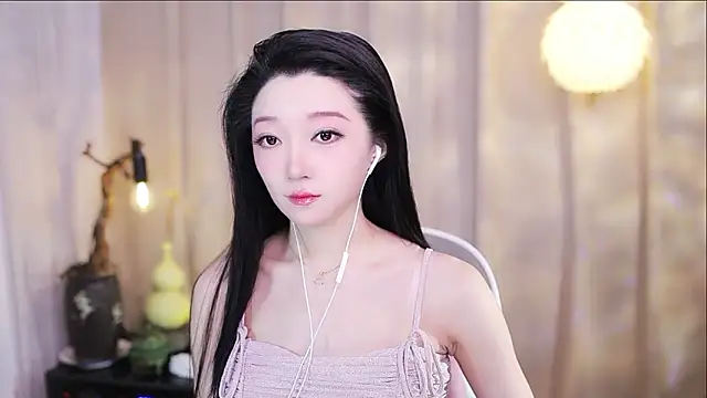 Snapshot of Zoe-99 chatting on 02.01.26 Zoe-99 online show from 02.01.26