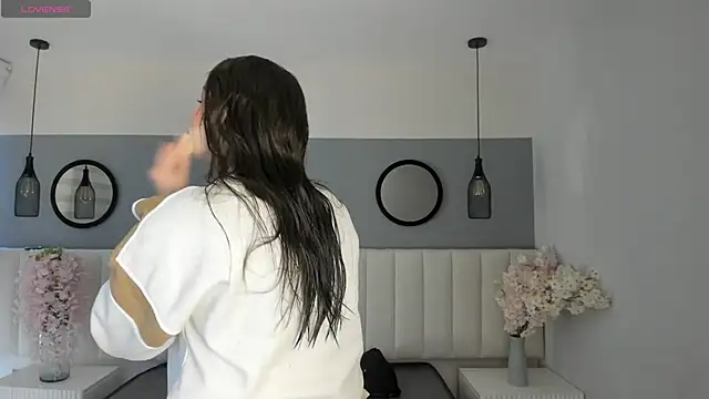 chelsea bolton  online show from 02.26.26