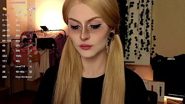 Emily  Mooree online show from 10.19.25