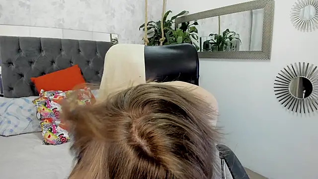 Snapshot of blondie_lover69 chatting on 01.31.25 blondie lover69 online show from 01.31.25