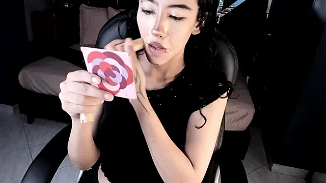 Snapshot of vaiolethsan__ chatting on 01.09.26 vaiolethsan online show from 01.09.26