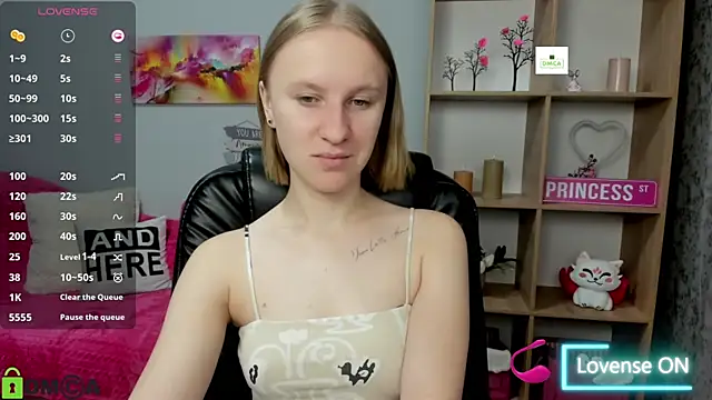 BeautyBlondy online show from 10.14.25