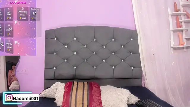 naomii 0 online show from 12.17.25