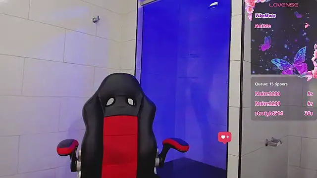 Snapshot of Ambar__Diaz chatting on 01.20.25 Ambar Diaz online show from 01.20.25