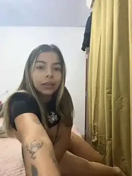 Snapshot of ninfduda chatting on 02.16.25 ninfduda online show from 02.16.25