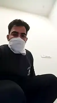 Snapshot of 13lusty chatting on 01.15.25 13lusty online show from 01.15.25