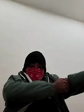 Snapshot of 13lusty chatting on 01.17.25 13lusty online show from 01.17.25