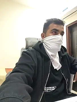 Snapshot of 13lusty chatting on 11.24.25 13lusty online show from 11.24.25