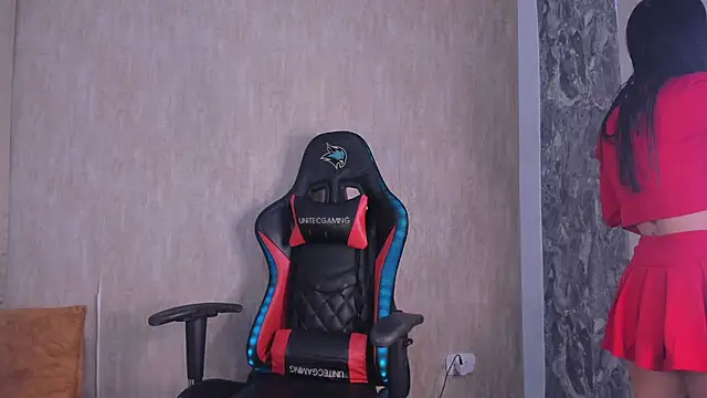 Snapshot of StefanyRousse chatting on 11.22.25 StefanyRousse online show from 11.22.25