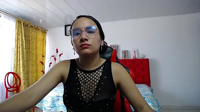 Maylin horny19 online show from 03.26.26