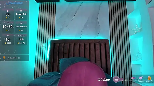 RubiSharqui  online show from 03.13.25