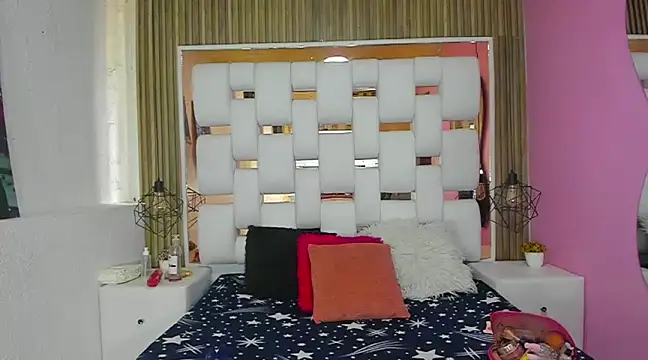 SolEvanss online show from 02.20.25