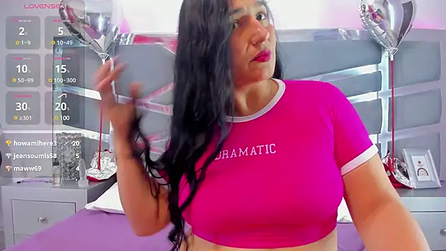 LucineArias online show from 02.27.25