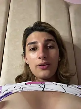 Queensara  online show from 03.03.25