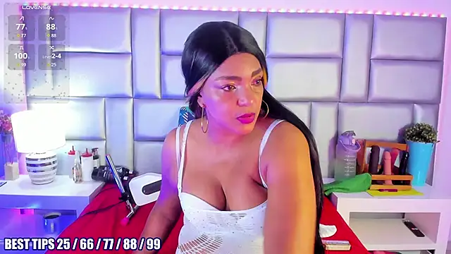 LovelyNickii online show from 02.11.26