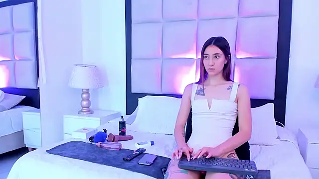 MeganPresleyy online show from 03.06.25