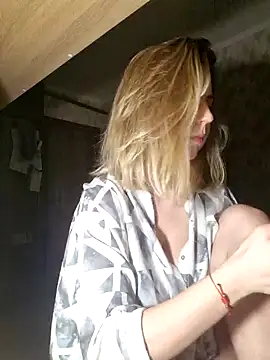 Melenka online show from 01.18.25