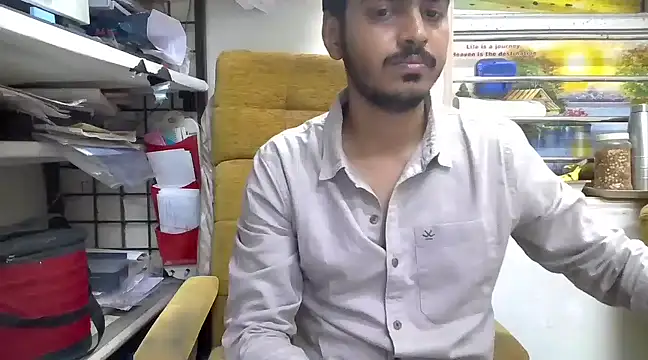 cute modell online show from 03.22.25